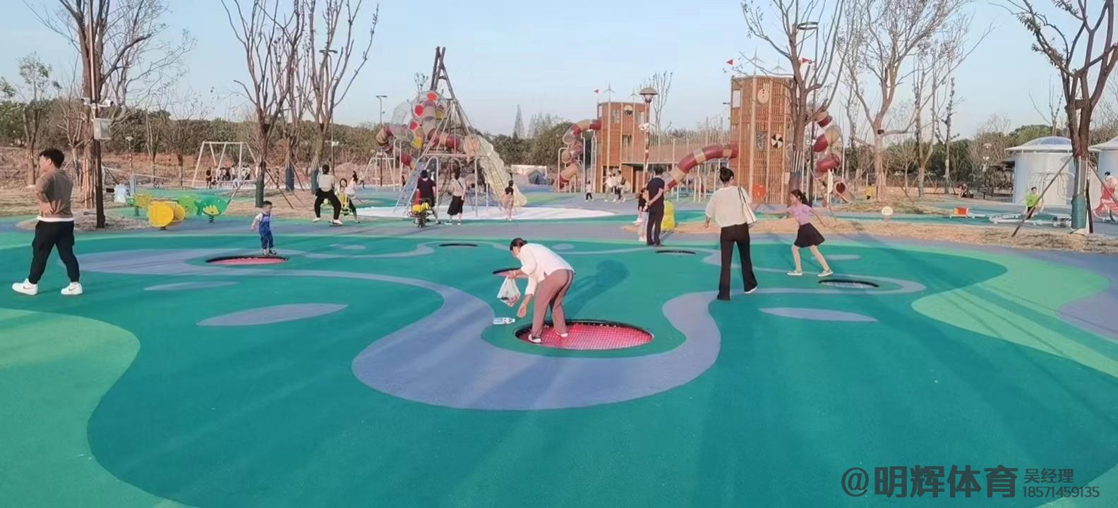 南平公园跑道是用什么材料做成的